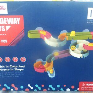 GMS1 DIY Slideway Toys WALL SUCKING SLIDEWAY 34pcs Baby Growth Baby Bath SNAKE